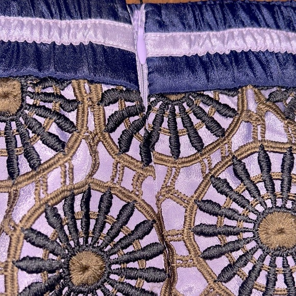 New with Tags Anthropologie Current Air Loire Lace Scalloped Hem Pencil Skirt XS - Picture 9 of 9